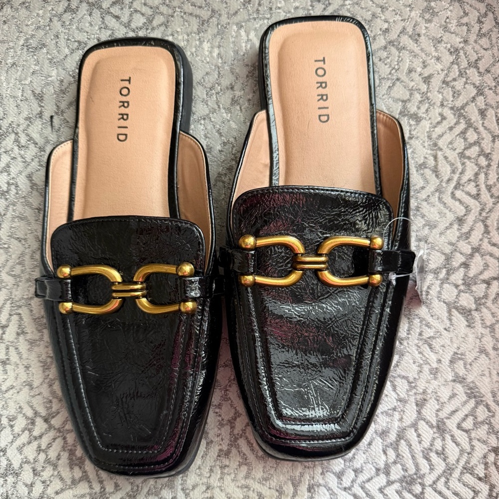 NWT Torrid Black Patent Slip-On Loafers Mules Gold Horsebit